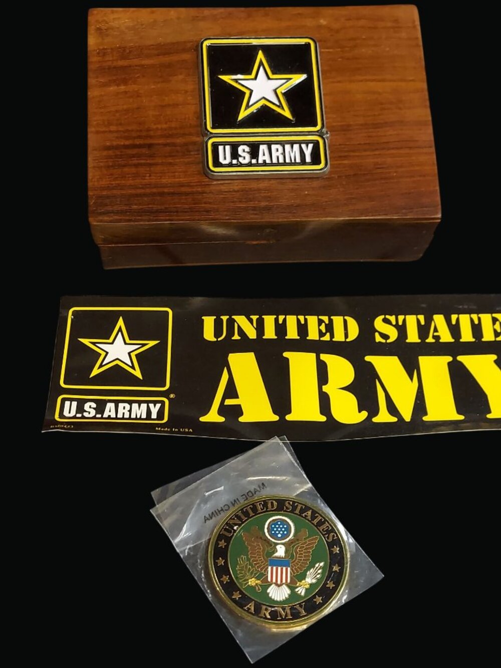 US Army Keepsake Box A Patch And A Pin